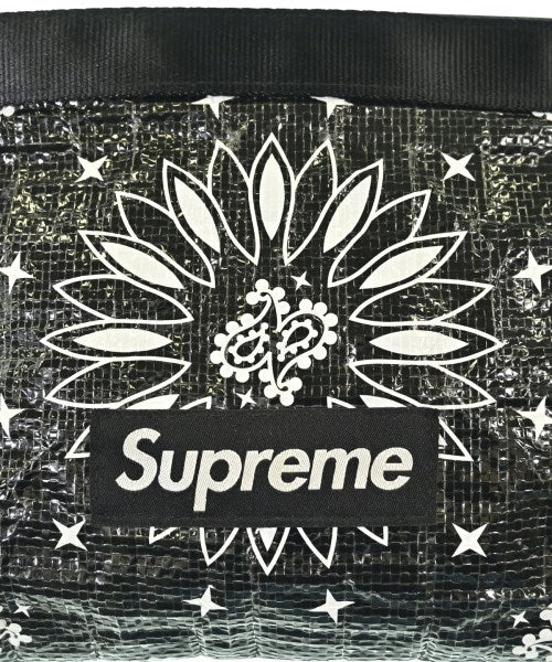 Supreme กระเป๋าสะพาย