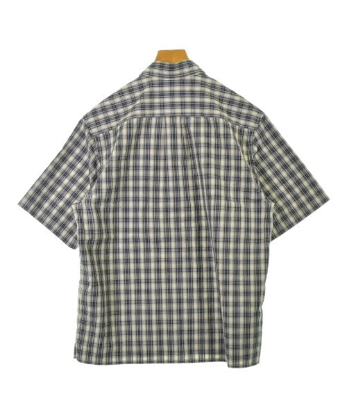 Supreme เสื้อลำลอง