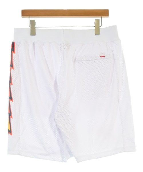 Supreme กางเกงขาสั้น