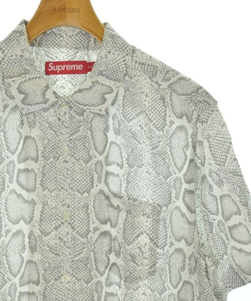Supreme เสื้อลำลอง