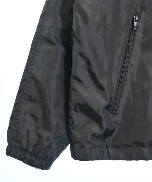 Supreme แจ็คเก็ตเบลาส์ อื่น