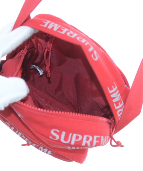 Supreme กระเป๋าสะพาย
