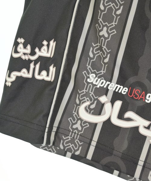 Supreme กางเกงขาสั้น