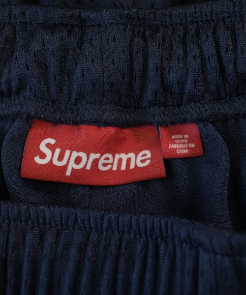Supreme กางเกงขาสั้น