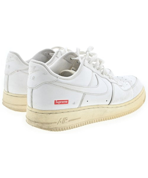 Supreme รองเท้าผ้าใบ