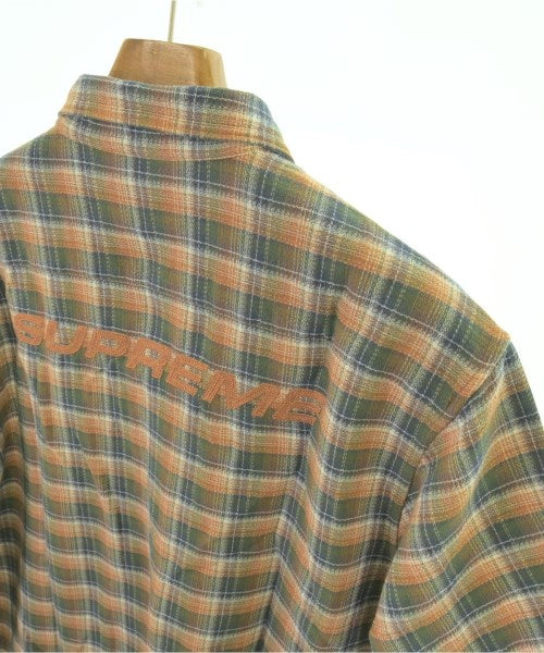 Supreme เสื้อลำลอง