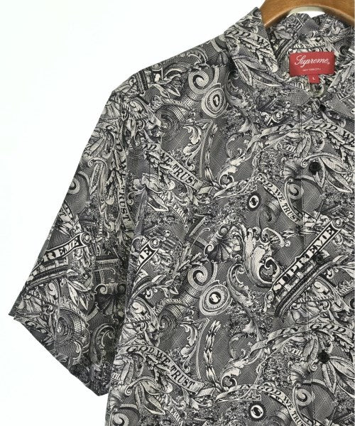 Supreme เสื้อลำลอง