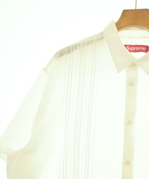 Supreme เสื้อลำลอง