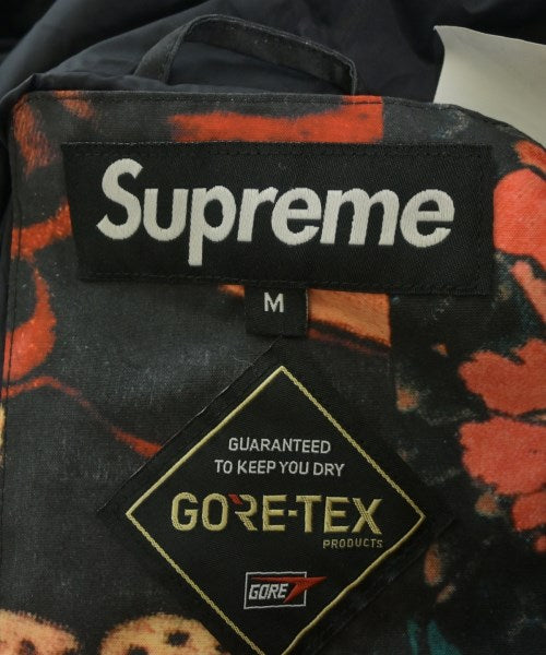 Supreme เสื้อพาร์กาภูเขา