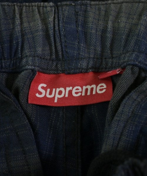 Supreme กางเกงขาสั้น