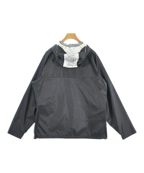 Supreme เสื้อพาร์กาภูเขา