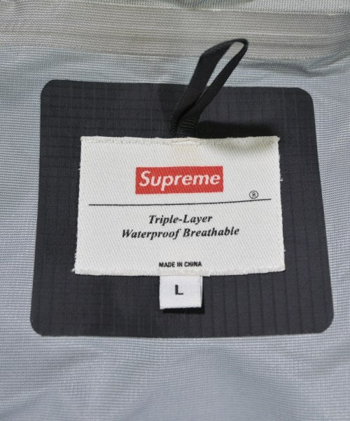 Supreme เสื้อพาร์กาภูเขา