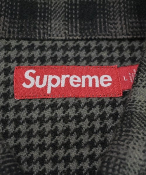 Supreme เสื้อลำลอง