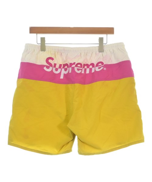Supreme กางเกงขาสั้น