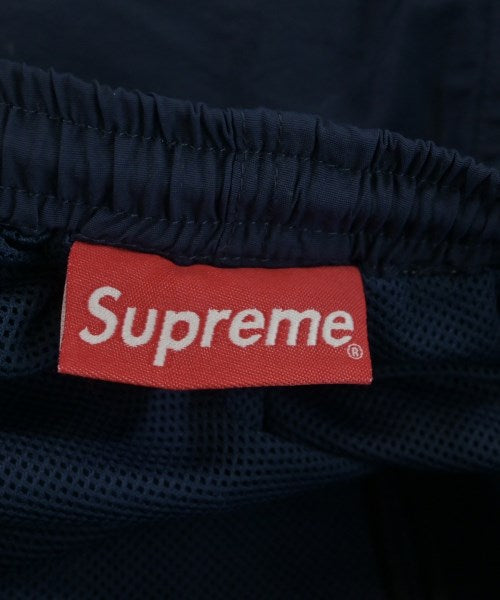 Supreme กางเกงขาสั้น