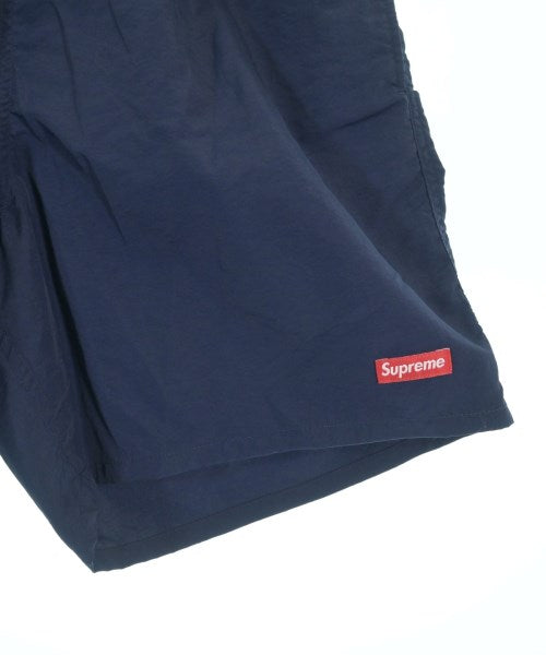 Supreme กางเกงขาสั้น