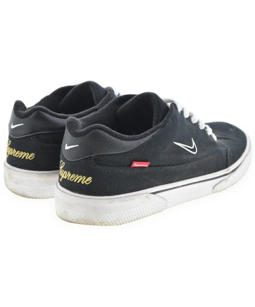 Supreme รองเท้าผ้าใบ