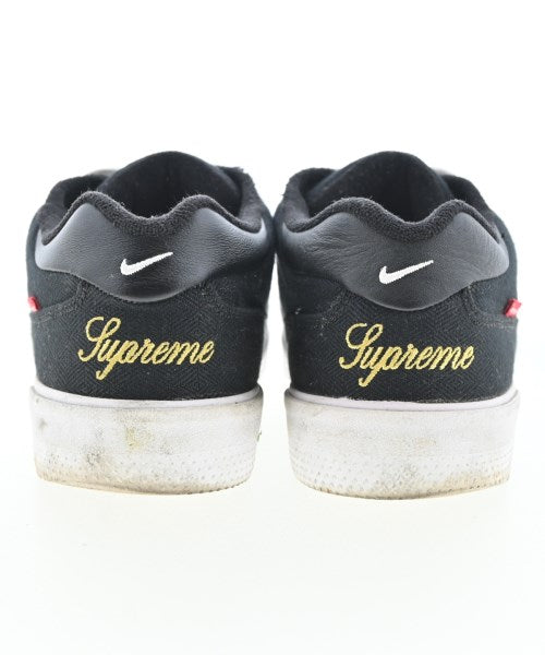 Supreme รองเท้าผ้าใบ