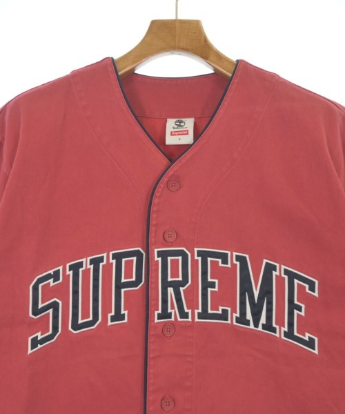 Supreme เสื้อลำลอง
