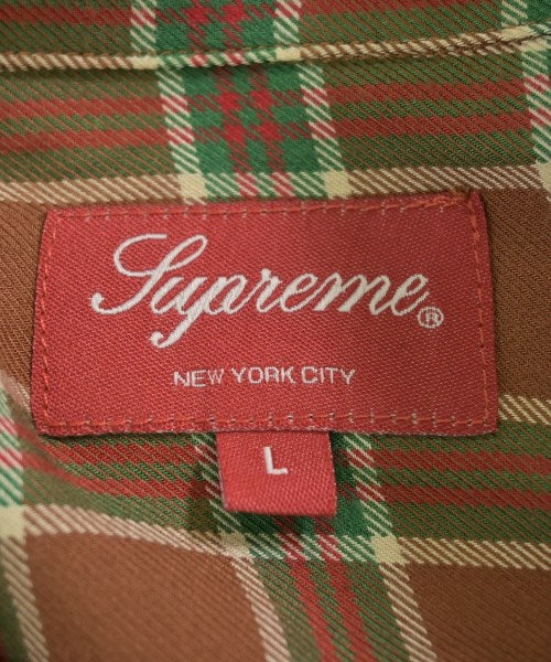 Supreme เสื้อลำลอง