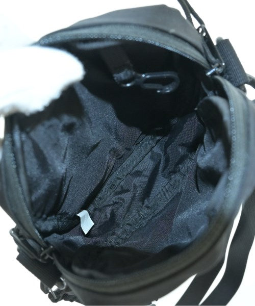 Supreme กระเป๋าสะพาย