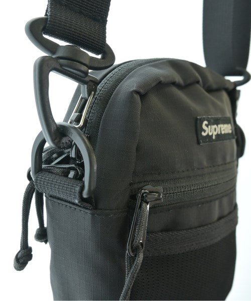 Supreme กระเป๋าสะพาย