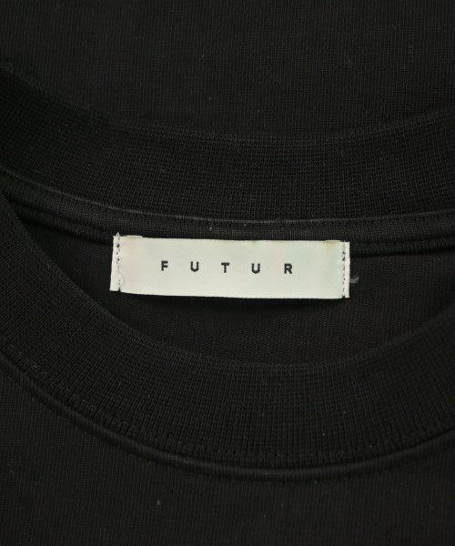 FUTURA เสื้อยืด/เสื้อท็อปส์