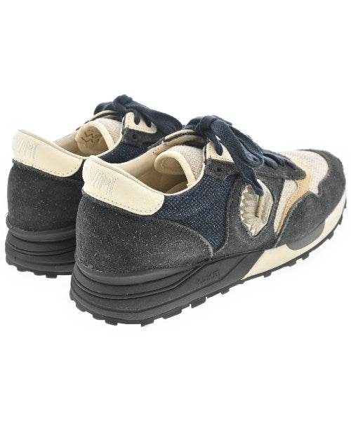 visvim รองเท้าผ้าใบ