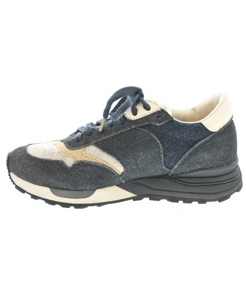 visvim รองเท้าผ้าใบ