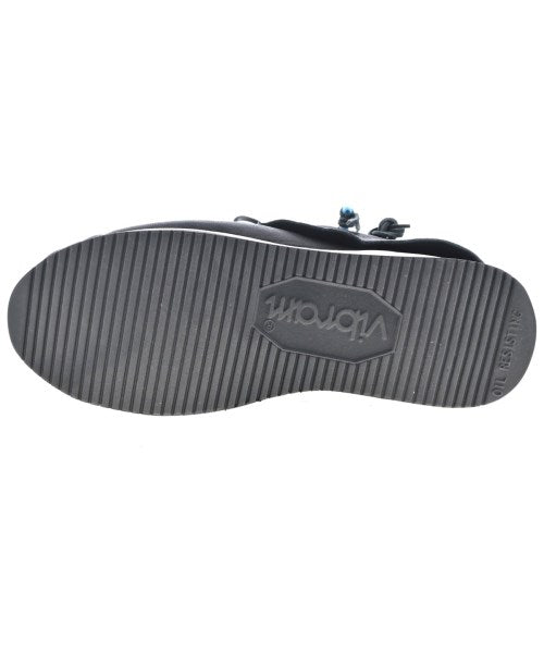 visvim รองเท้าผ้าใบ