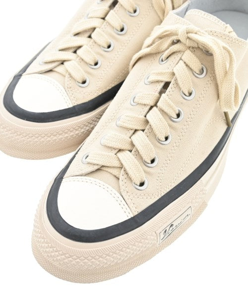 visvim รองเท้าผ้าใบ