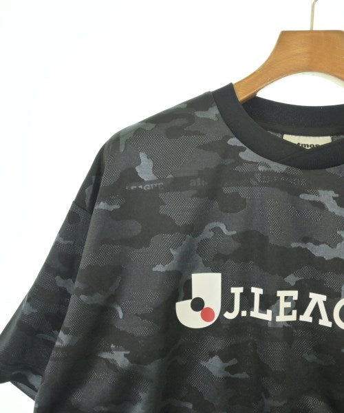 ATMOS เสื้อยืด/เสื้อท็อปส์