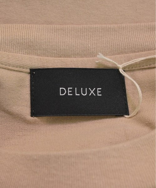 Deluxe เสื้อยืด/เสื้อท็อปส์