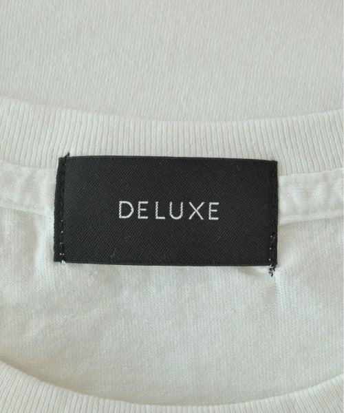 Deluxe เสื้อยืด/เสื้อท็อปส์