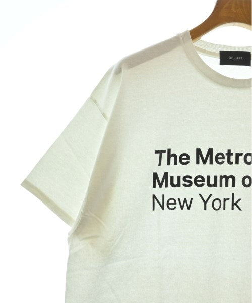 Deluxe เสื้อยืด/เสื้อท็อปส์