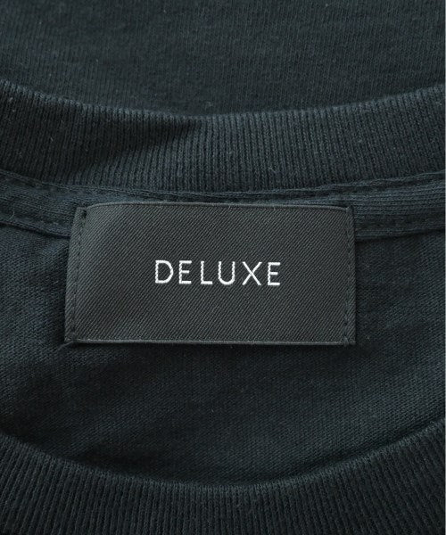 Deluxe เสื้อยืด/เสื้อท็อปส์