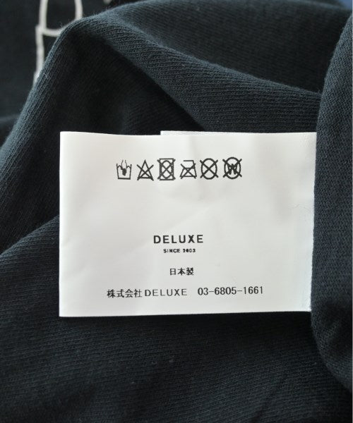 Deluxe เสื้อยืด/เสื้อท็อปส์