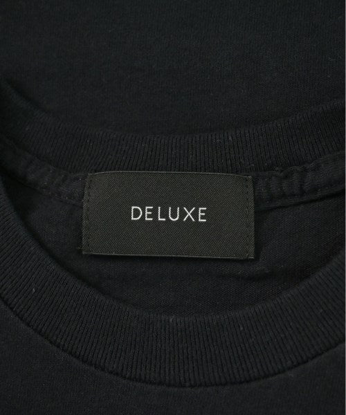 Deluxe เสื้อยืด/เสื้อท็อปส์