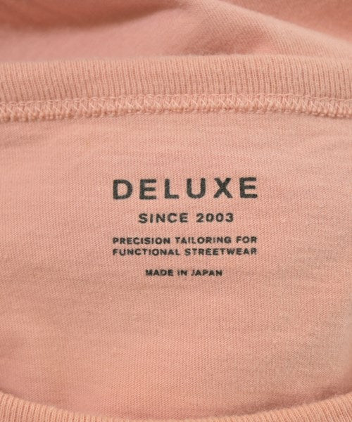 Deluxe เสื้อยืด/เสื้อท็อปส์