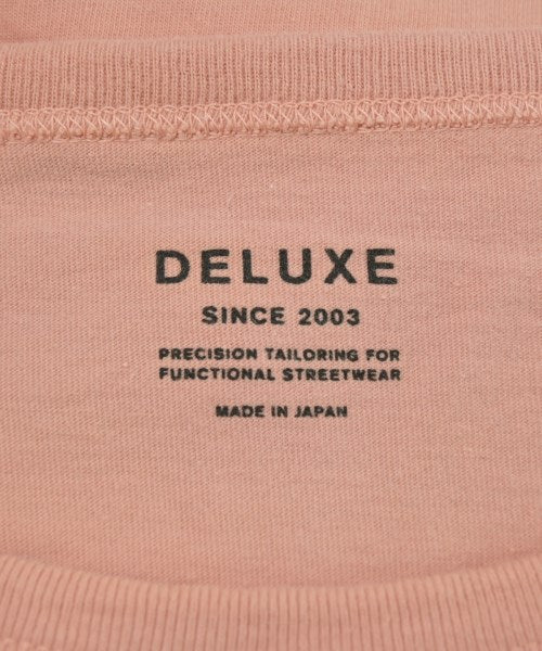 Deluxe เสื้อยืด/เสื้อท็อปส์