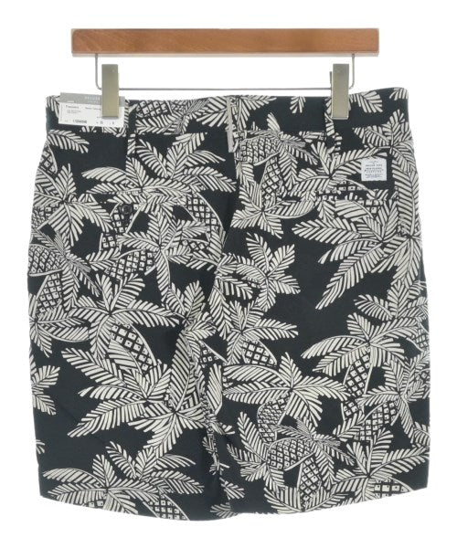 Deluxe กางเกงขาสั้น