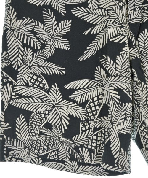 Deluxe กางเกงขาสั้น