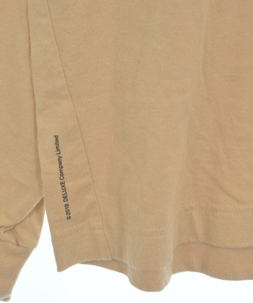 Deluxe เสื้อยืด/เสื้อท็อปส์