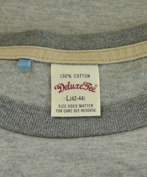 Deluxe เสื้อยืด/เสื้อท็อปส์