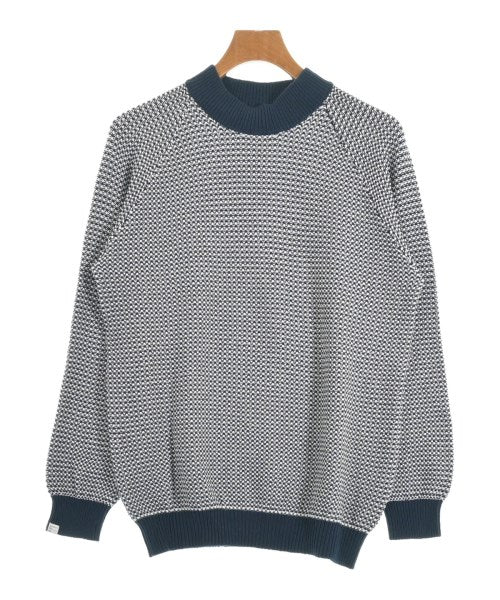 Deluxe เสื้อกันหนาว