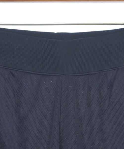 Deluxe กางเกงขาสั้น