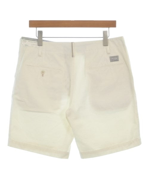 Deluxe กางเกงขาสั้น