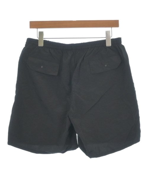 Deluxe กางเกงขาสั้น