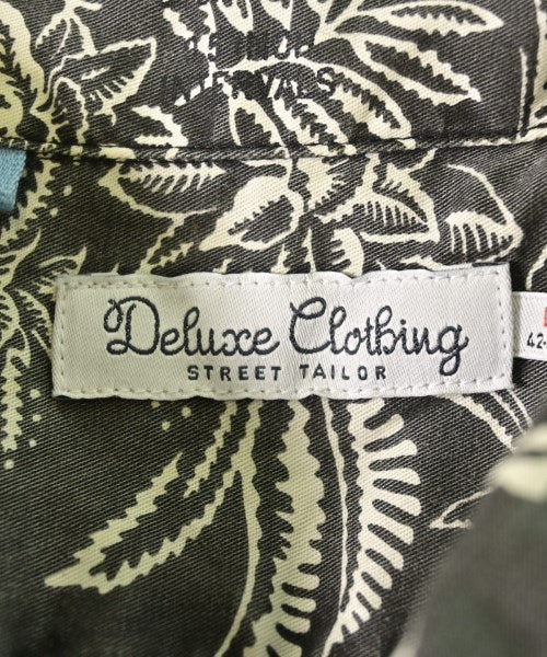 Deluxe เสื้อลำลอง