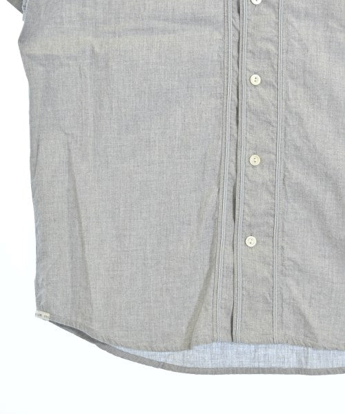 Deluxe เสื้อลำลอง